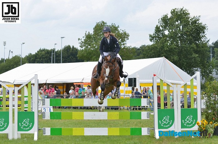 Fantastische paardensport in Hoonhorst tijdens stormachtig weekend - Foto: Johan Bokma