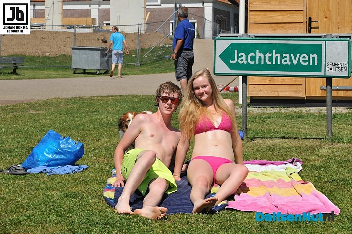 Op zoek naar verkoeling of afzien - Foto: Johan Bokma
