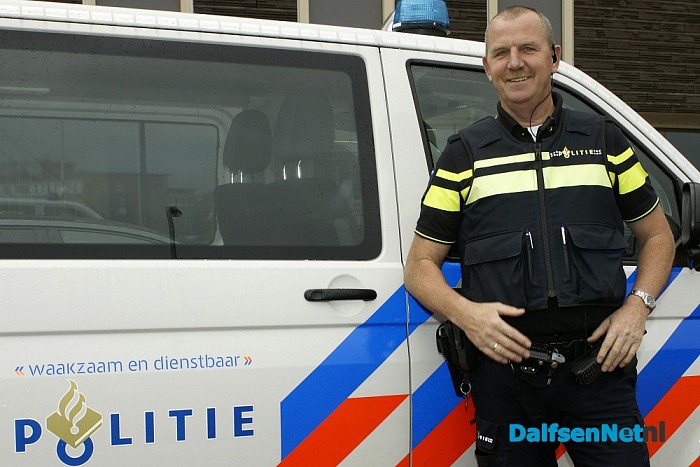 Wijkagent Jan Voortman: binnen de aderen van de samenleving - Foto: Paul Scholten