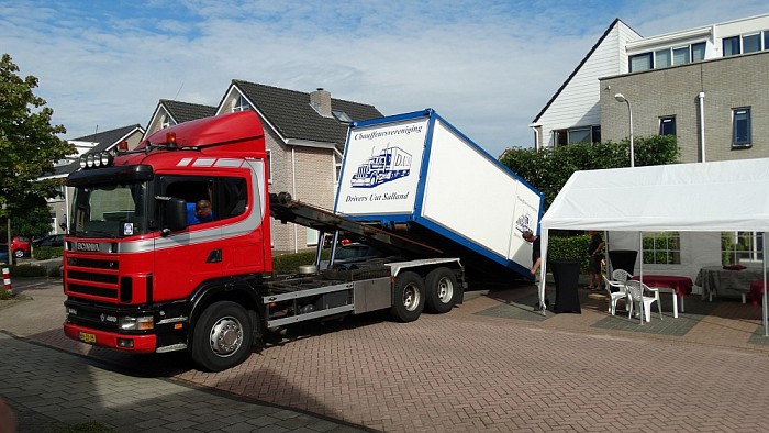 Buurtfeest (truckstar) aan de Geerdinkserf - Foto: Eigen geleverde foto