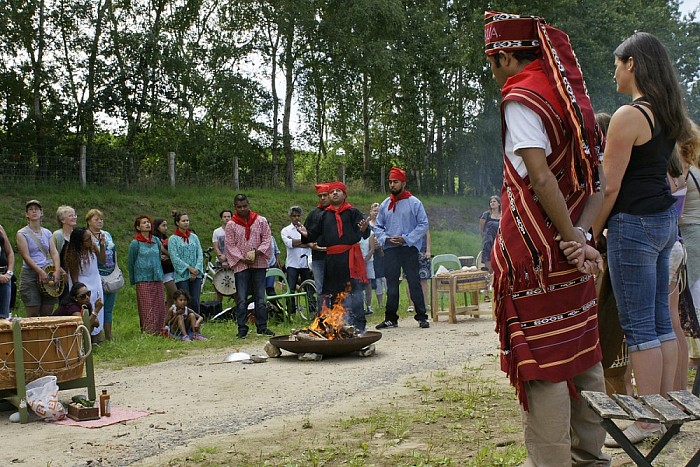 Inheemse Drum Tour bij  De Stokte in Dalfsen - Foto: Paul Scholten
