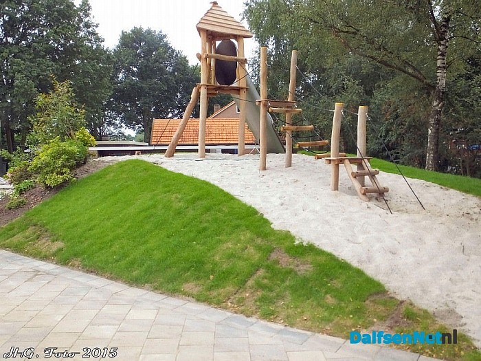 Groene schoolplein Cazemier school bijna klaar. - Foto: H.G. Foto