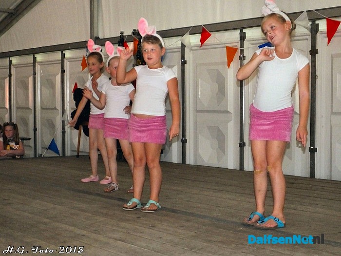 Oranjefeest zaterdag Oudleusen wederom succes. - Foto: H.G. Foto