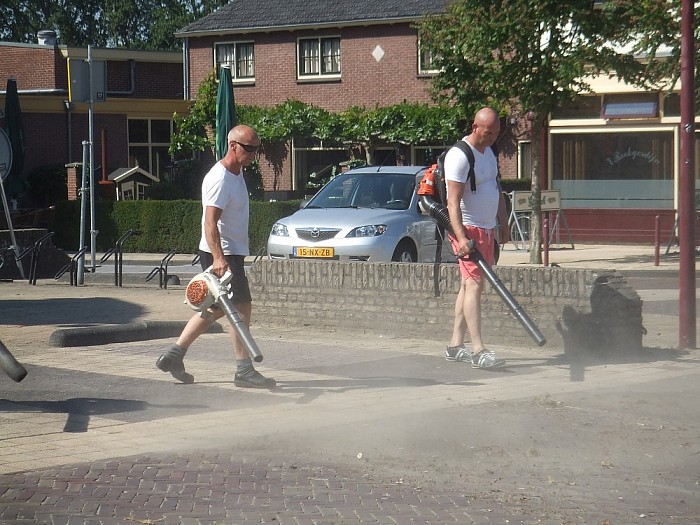 Lemelerveld is de rotzooi zat - Foto: Wim
