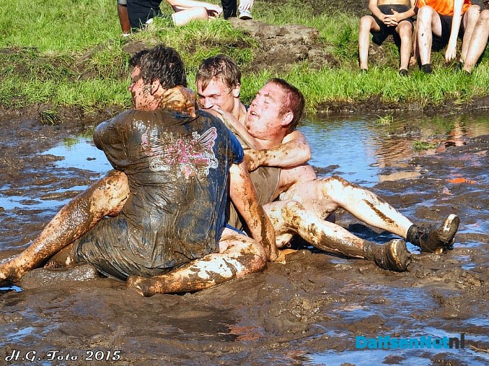 Oranjefeest zaterdag Oudleusen wederom succes. - Foto: H.G. Foto