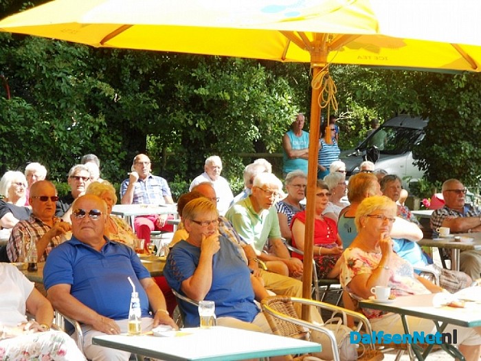 Gert Timmerman en koor zonder naam: Knalfeest