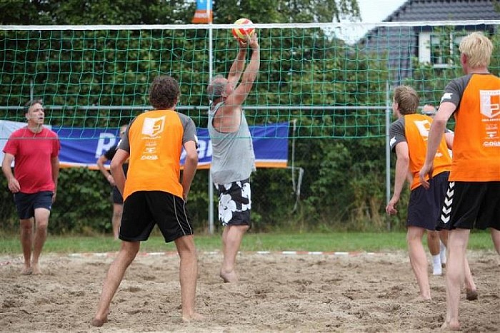 Zandhappen, ringsteken en waterpret  Sukerbietenfeest - Foto: Eigen geleverde foto