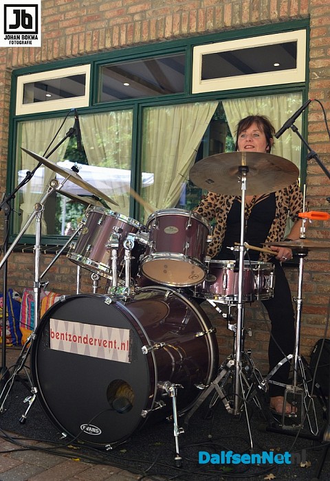 Onder de stralende zon genieten van de Bent Zonder Vent - Foto: Johan Bokma