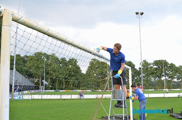 Grote schoonmaak bij de Potstal - Foto: Johan Bokma