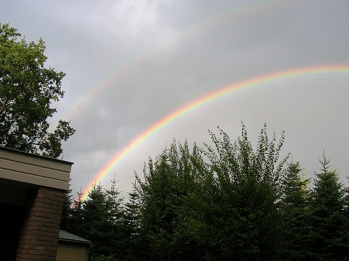 Regenboog boven Ankum en Hoonhorst - Foto: Eigen geleverde foto