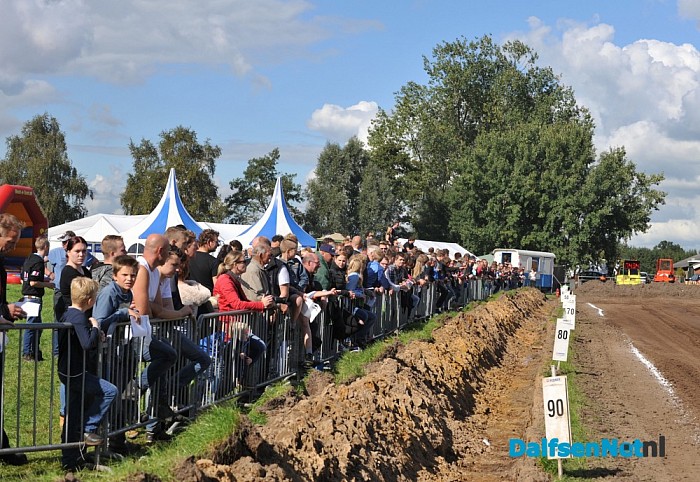 De Trekkerslep op het t’ Uliefeest was een groot spektakel - Foto: Johan Bokma