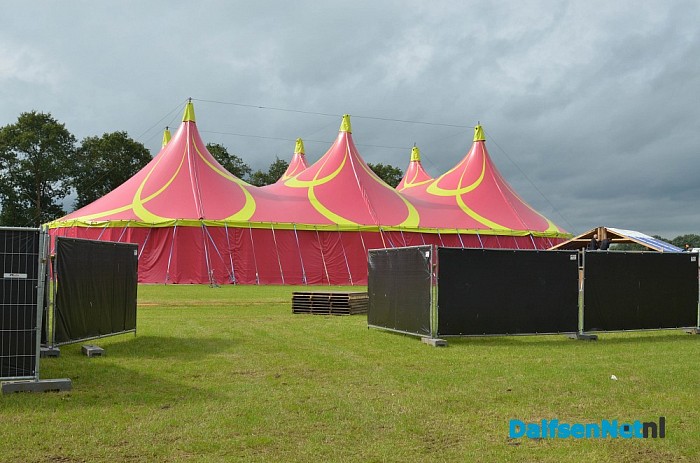 De opbouw van Kachel FM gaat als een speer! - Foto: Johan Bokma
