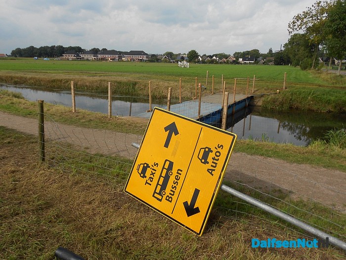 Afbouwen feestterrein Kachel FM