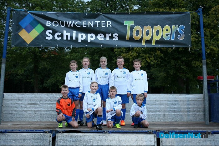 Op de foto met de sponsor