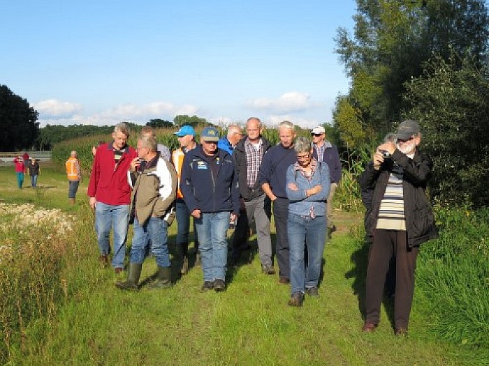 Excursie nevengeul Vilsteren bijzonder interessant - Foto: Wim