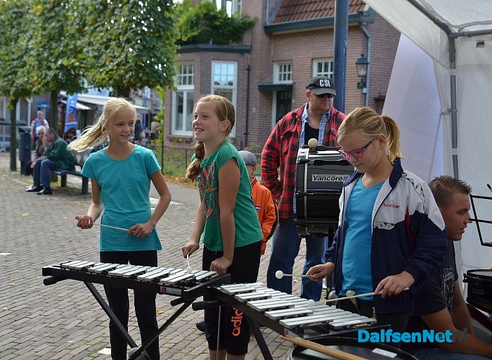Kids Music Event op het kerkplein - Foto: Johan Bokma