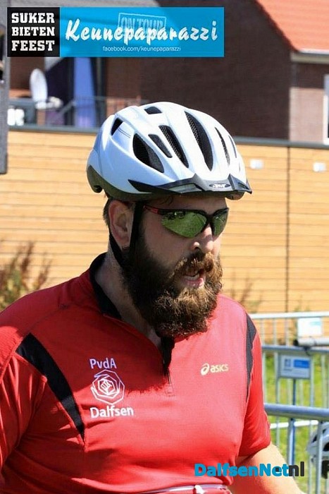 Joey Driessen zwemt, fietst en rent voor de Voedselbank