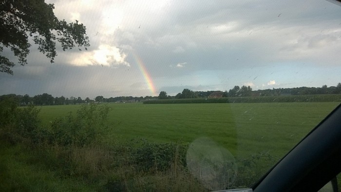 Regenboog boven Ankum en Hoonhorst - Foto: Eigen geleverde foto