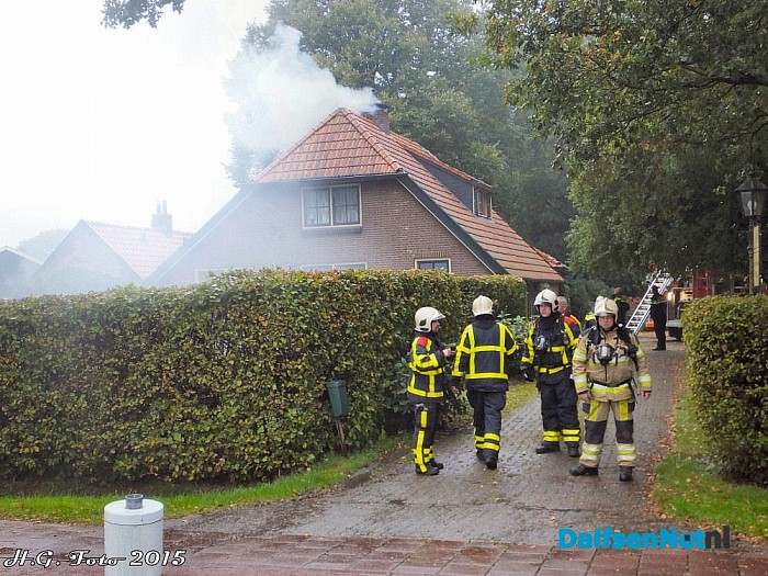 Schoorsteenbrand Welsummerweg. - Foto: H.G. Foto