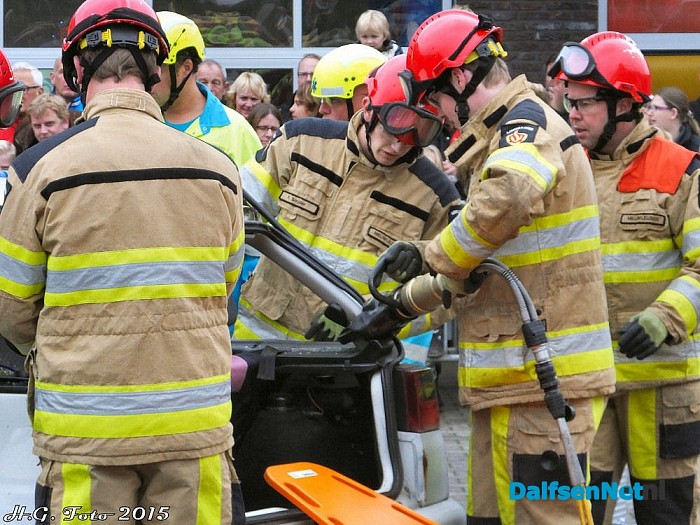 Open dag Brandweer Nieuwleusen goed bezocht. - Foto: H.G. Foto