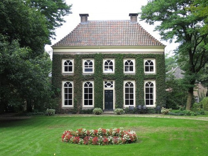 Tolhuisweg 11, Huize Hessum een Rijksmonument - Foto: Wim