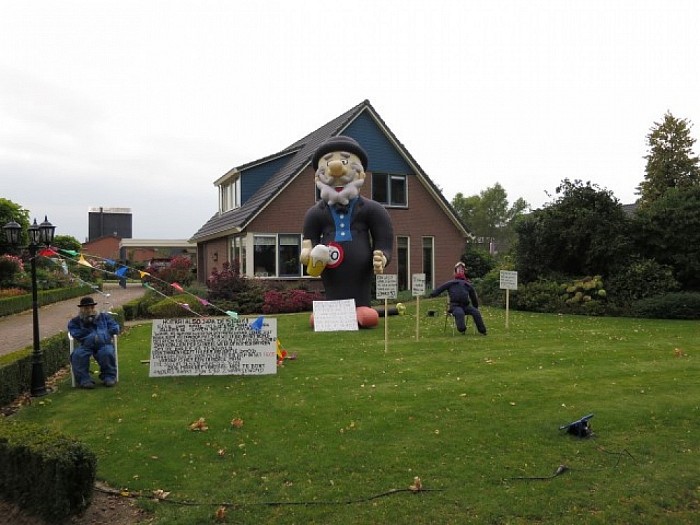 Wie is de Sjaak en is 50 in Lemelerveld - Foto: Wim