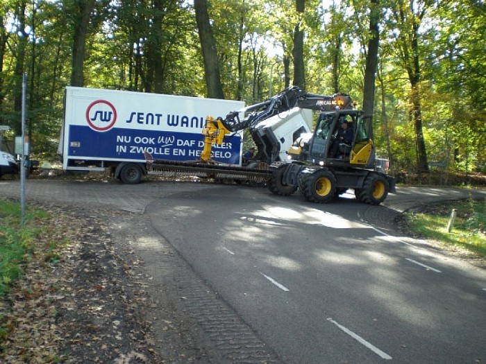 Met pech langs de weg - Foto: Eigen geleverde foto