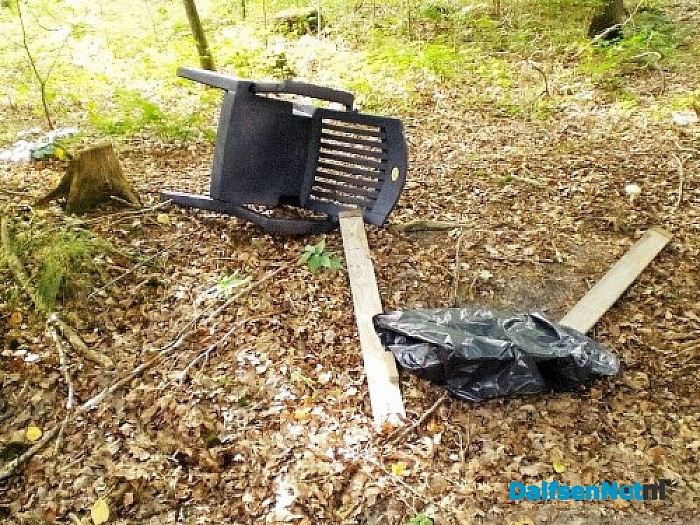 Illegale vuilstort in natuurgebied