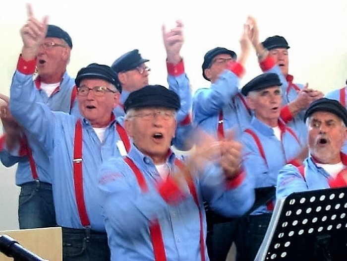 Stuwzangers maken er weer een feest van - Foto: Eigen geleverde foto