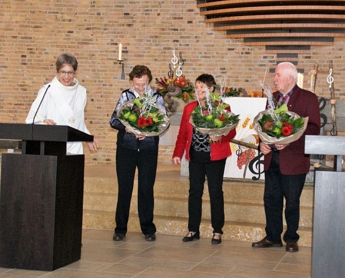 3 leden 50 jaar op koor Hoonhorst - Foto: Eigen geleverde foto