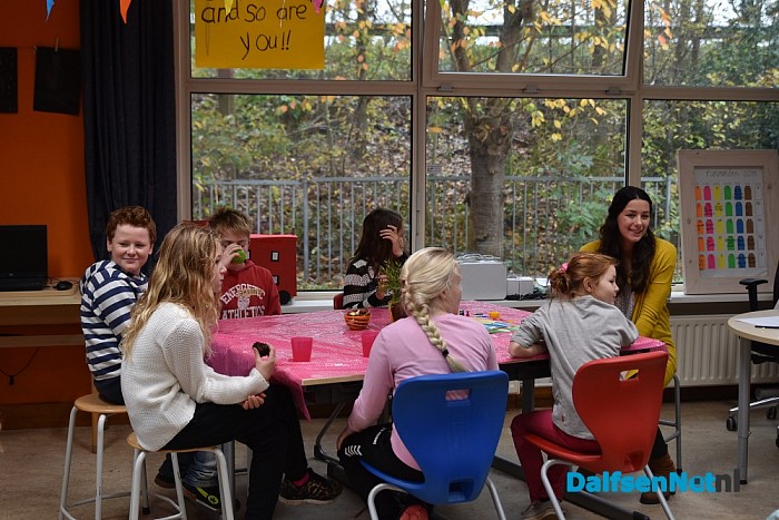 Duitse kinderen bezoeken leeftijdsgenoten in Dalfsen - Foto: Johan Bokma