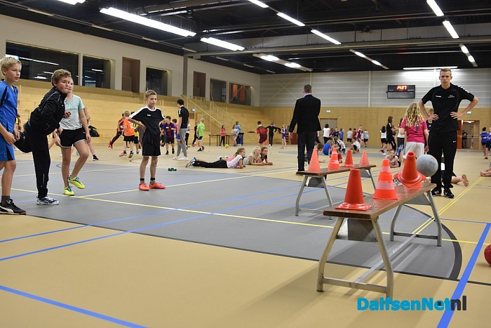 Duitse kinderen bezoeken leeftijdsgenoten in Dalfsen - Foto: Johan Bokma