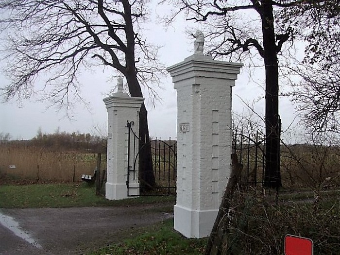De poort van de Berkenhorst - Foto: Wim