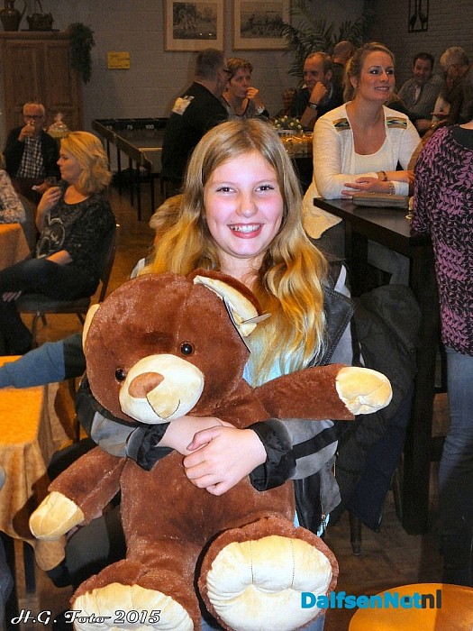 Bazar De Wiekelaar gezellig en succes! - Foto: H.G. Foto