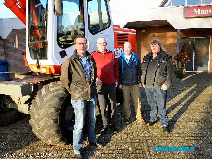 Receptie voor jubilarissen loonbedrijf Lindeboom. - Foto: H.G. Foto