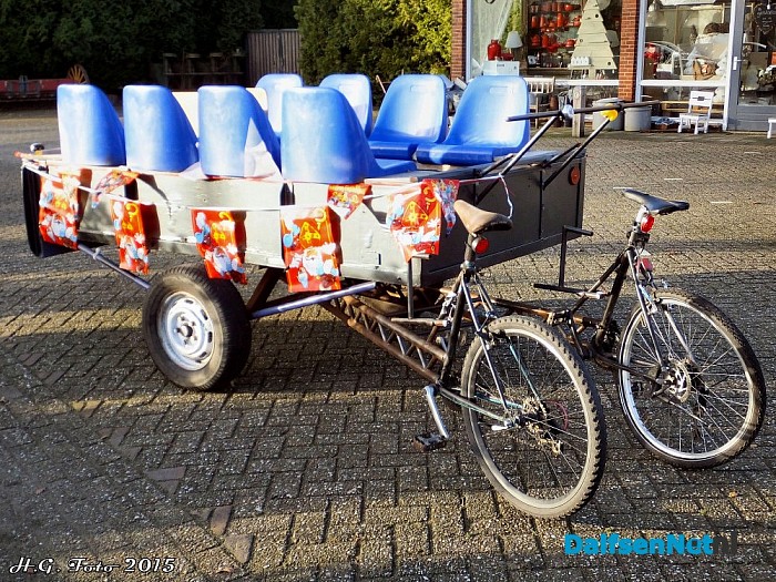 Sinterklaas ook aangekomen in Oudleusen. - Foto: H.G. Foto