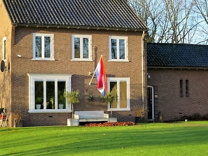 Sluitingsdienst werd doorstartviering van de kerk in Wijthmen - Foto: Wim