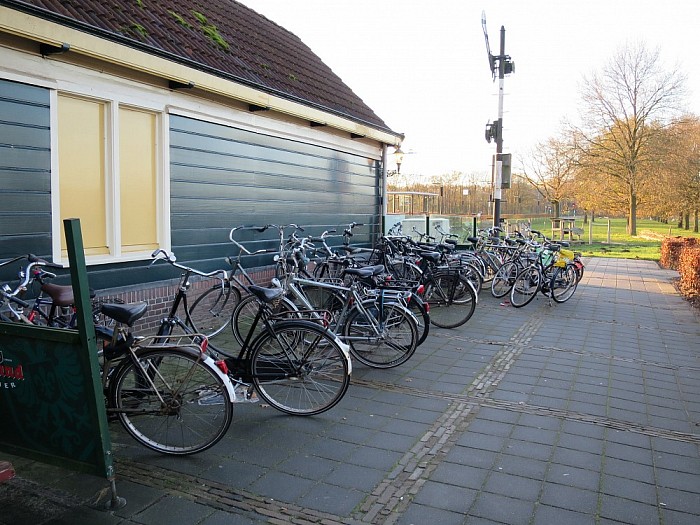 Fietsendieven u bent gewaarschuwd - Foto: Wim