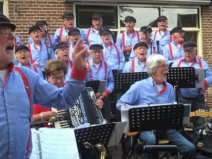Stuwzangers maken er weer een feest van - Foto: Eigen geleverde foto