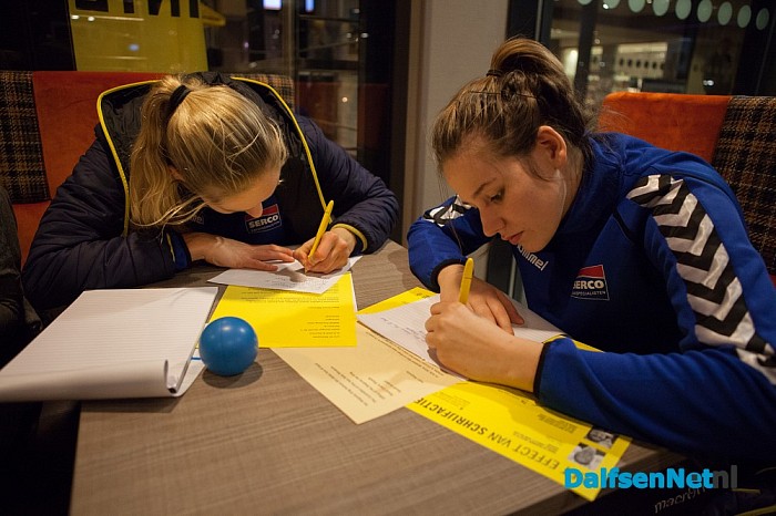 Schrijfmarathon 2015 in Dalfsen en Nieuwleusen opnieuw goed bezocht