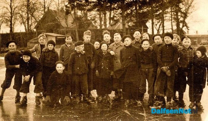 Namen gezocht groepsfoto - Foto: Historische Kring Dalfsen