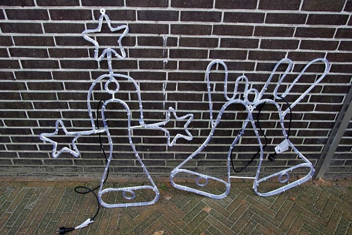 Koop kerstverlichting voor goed doel - Foto: Geert Bistervels