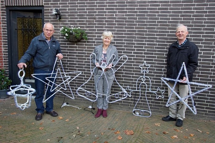 Koop kerstverlichting voor goed doel - Foto: Geert Bistervels