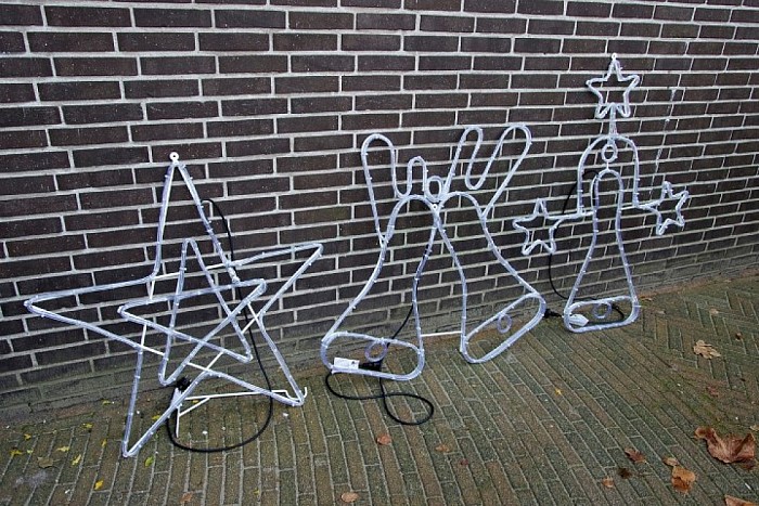Koop kerstverlichting voor goed doel - Foto: Geert Bistervels