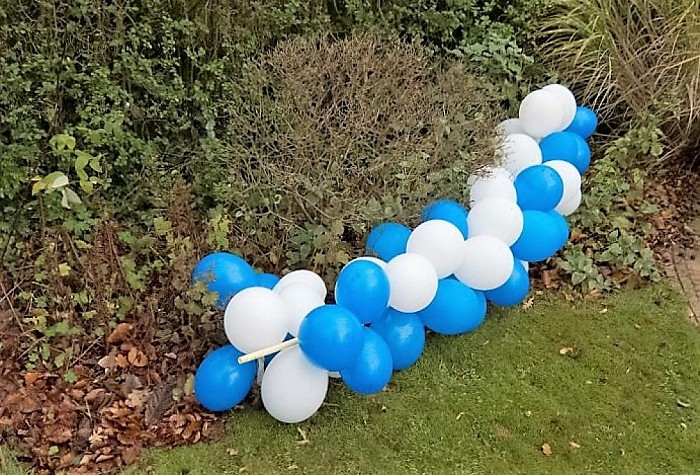 Ballonnen gestolen of gevlogen? Deel gevonden… - Foto: Geert Bistervels