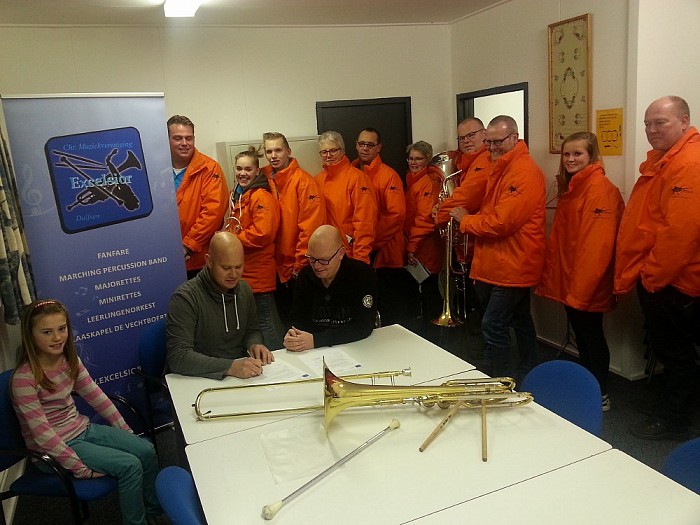 Printhuus nieuwe hoofdsponsor Muziekvereniging Excelsior. - Foto: Eigen geleverde foto