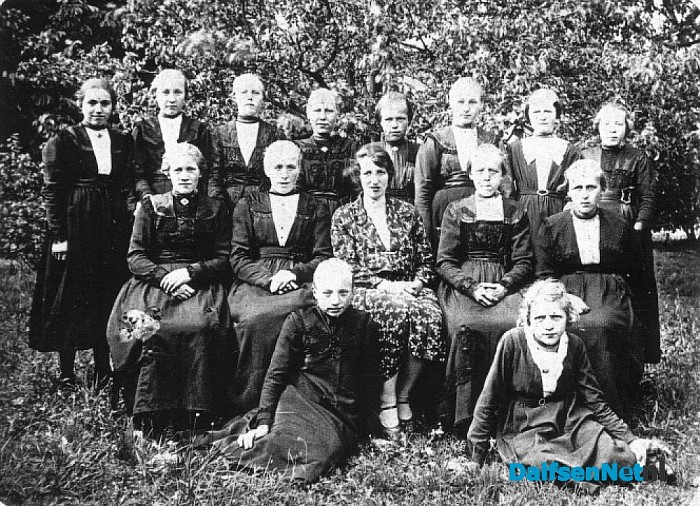 Namen gezocht groepsfoto - Foto: Historische Kring Dalfsen