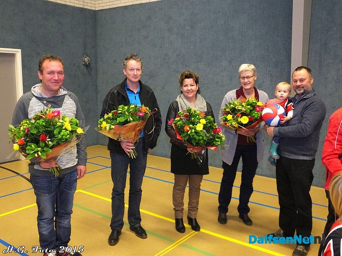 Dames 4 Ouvol in nieuw tenue. - Foto: H.G. Foto