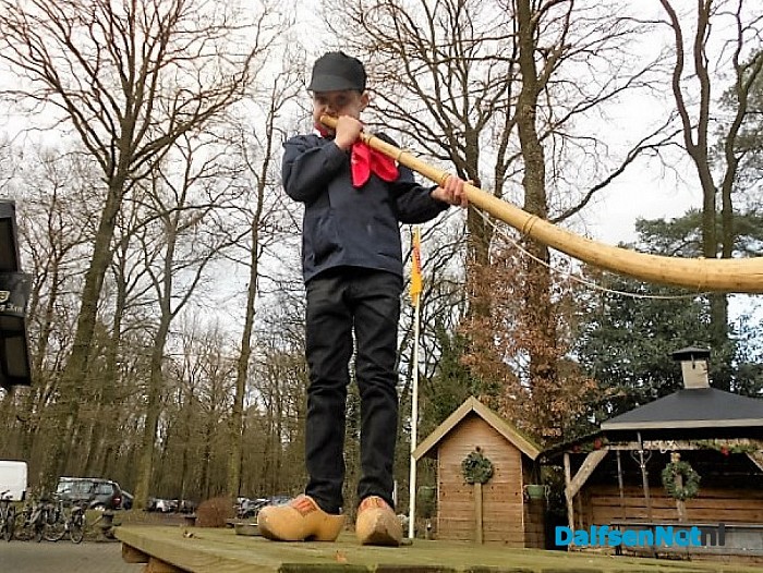 Toeten en bloazen