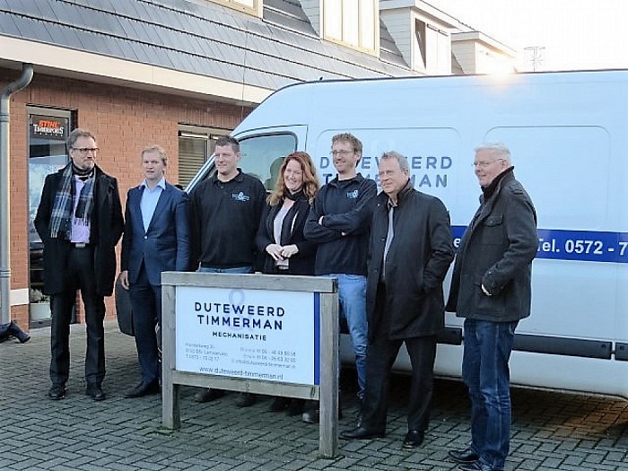 Het College bezocht Lemelerveldse bedrijven - Foto: Wim